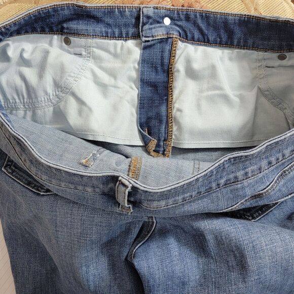 Chicos Jeans 2.5P Womens 14P Blue So Slimming Girlfriend Slim Leg Crop Stretch - Picture 12 of 12